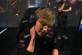 爱游戏体育-关于Uzi新星出色防守表现惊艳，老鹰未来可期！的信息