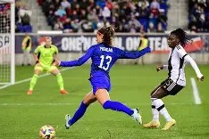 爱游戏-关于JackeyLove在美国队比赛中出色防守，绝杀引发热议！的信息