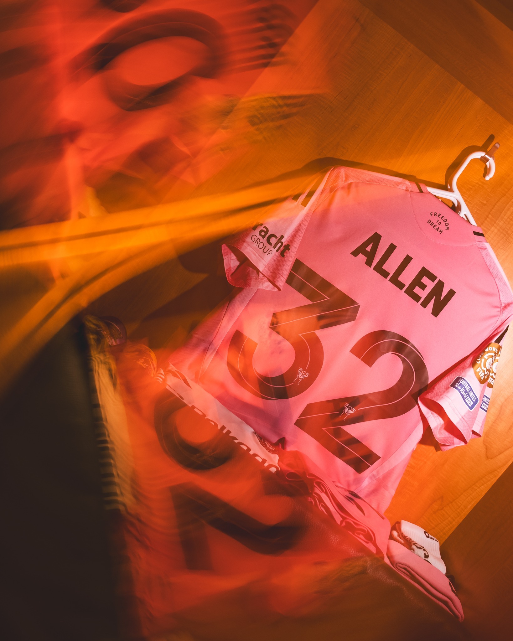 国际比赛日西甲焦点战,皇家马德里迎来里程碑,引发热议,更衣室氛围转暖的简单介绍 国际比赛日西甲焦点战,皇家马德里迎来里程碑,引发热议,更衣室氛围转暖的简单介绍